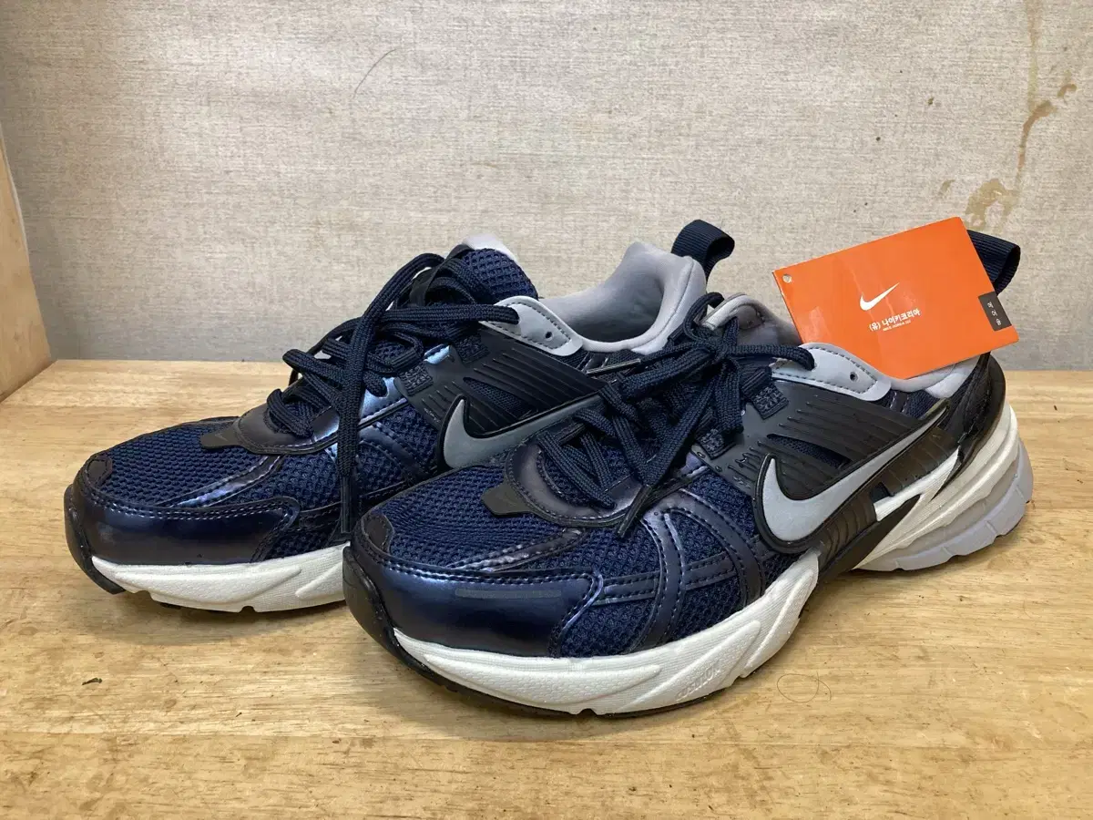 나이키 v2k 런 Nike V2K Run 남 사이즈 265